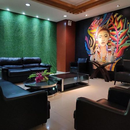 Greenwindows Hotel Davao City Eksteriør bilde