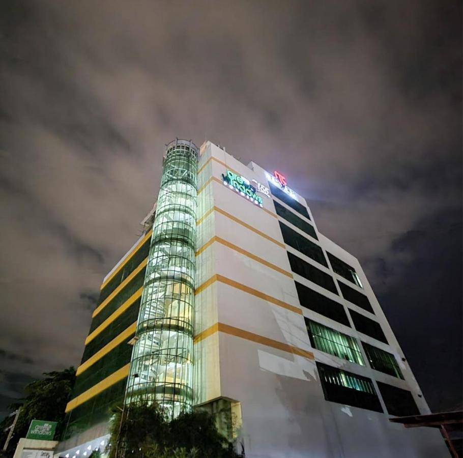 Greenwindows Hotel Davao City Eksteriør bilde